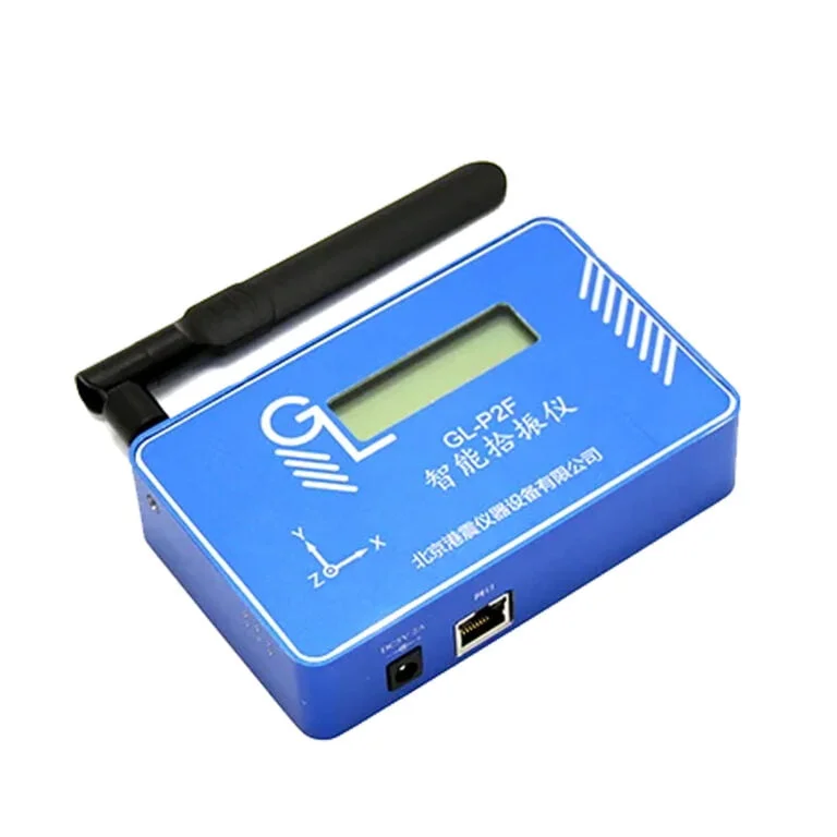 GL-P2F compact intelligent accelerograph featuring a 3-axis MEMS accelerometer for real-time infrastructure vibration and seismic wave signal detection.
