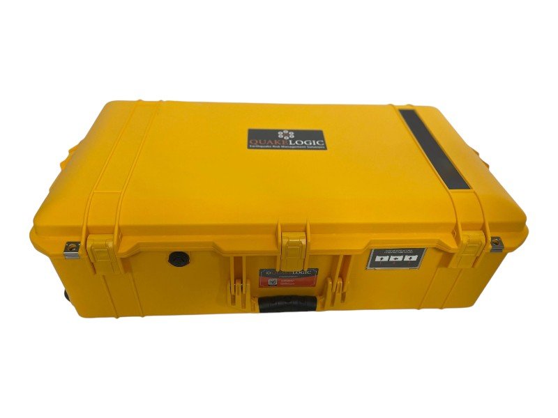 ATOM_transport_case_yellow_1-Photoroom